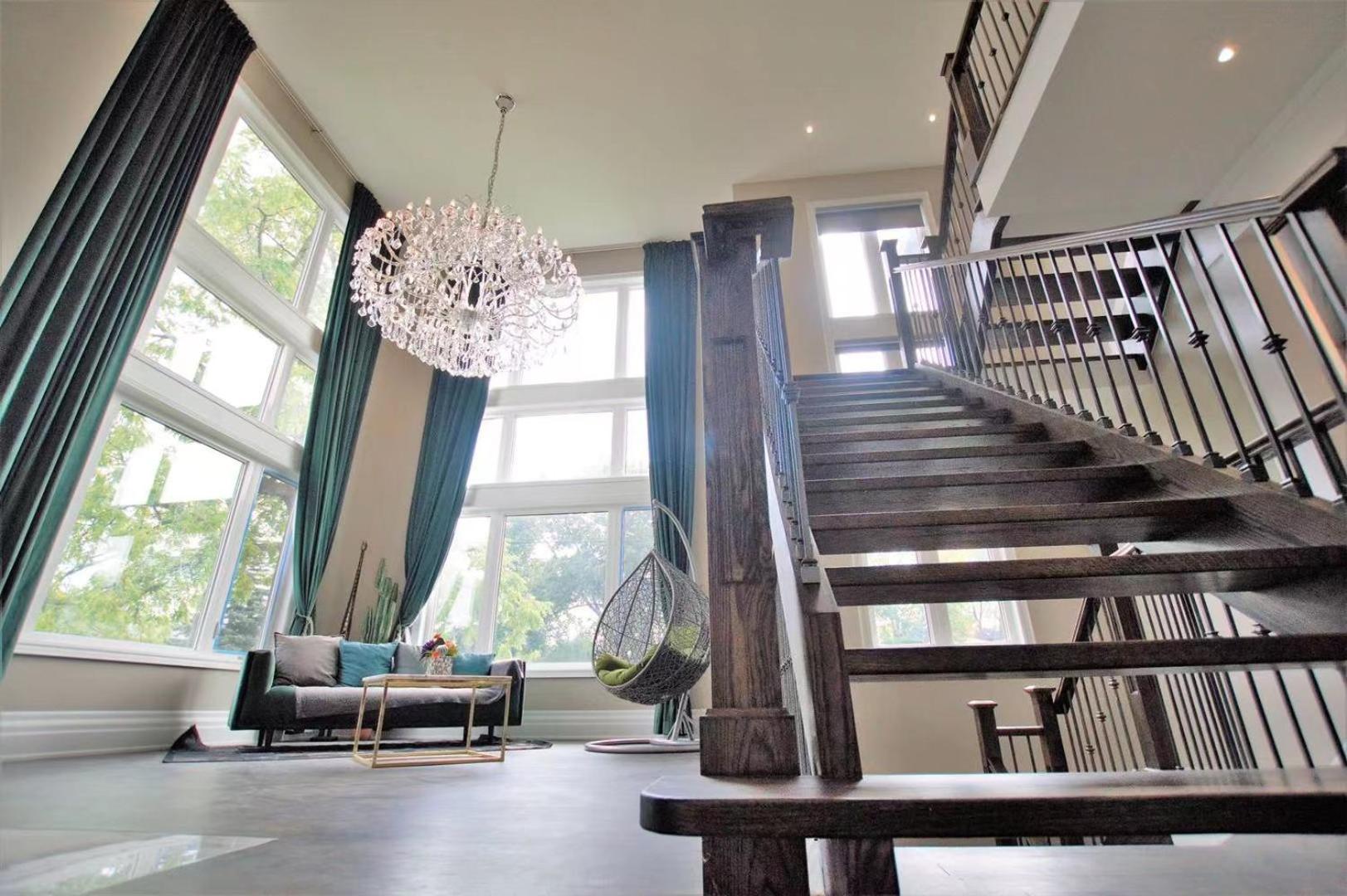 Modernized Five Bedroom Villa Ричмънд Хил Екстериор снимка