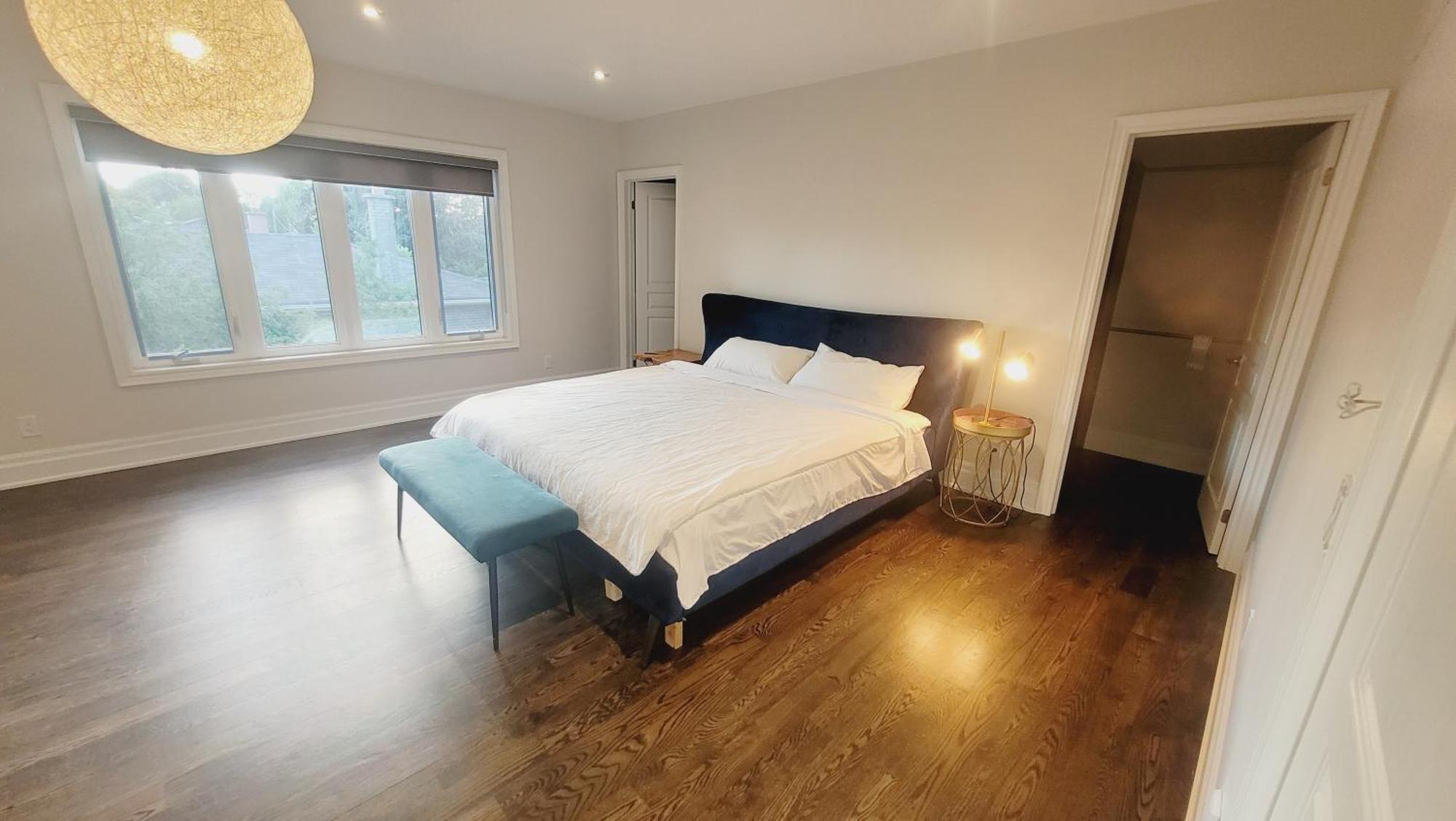 Modernized Five Bedroom Villa Ричмънд Хил Екстериор снимка